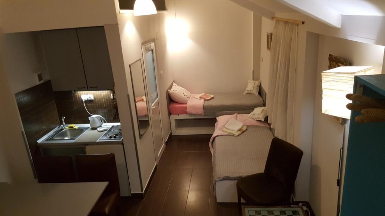 Green Point Apartments Dusanovac Bagian luar foto